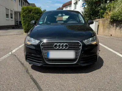 Gebraucht Audi A1 85 PS (62 kW) 2012 Schwarz Kleinwagen