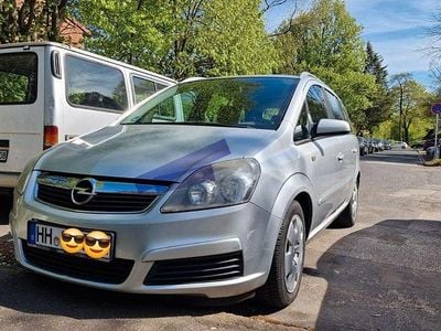 Second-hand Opel Zafira 105 CP (77 kW) 2006 Argintiu Monovolum