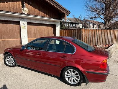 Gebraucht BMW 320 170 PS (125 kW) 2000 Rot Limousine