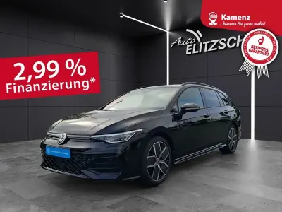 Gebraucht VW Golf VIII R-line 150 PS (110 kW) 2025 Grenadillschwarz metallic Kombi