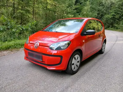 Gebraucht VW up! 60 PS (44 kW) 2012 Rot Kleinwagen