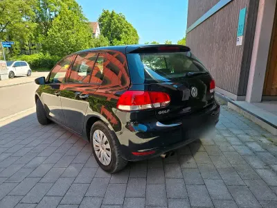 Gebraucht VW Golf VI 122 PS (89 kW) 2010 Kleinwagen