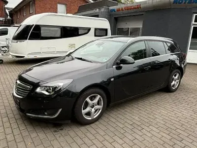 Gebraucht Opel Insignia Edition 140 PS (102 kW) 2013 Schwarz Kombi