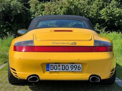 Porsche 911 Carrera 4S Cabriolet