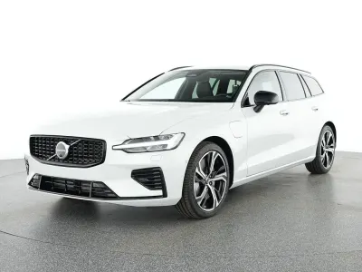 Gebraucht Volvo V60 Plus 349 PS (256 kW) 2025 Weiß Kombi