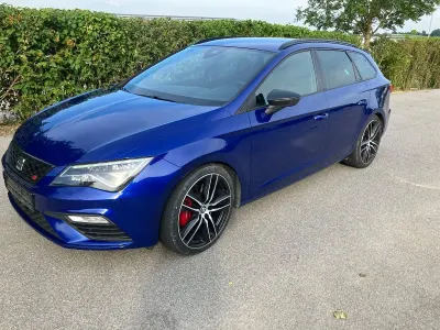 Gebraucht Seat Leon 4Drive 300 PS (220 kW) 2018 Blau Limousine