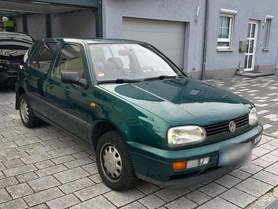 Usata VW Golf III 90 CV (66 kW) 1997 Verde Station wagon