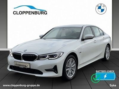 BMW 330e