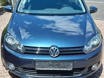 Gebraucht VW Golf VI Comfortline 122 PS (89 kW) 2009 Blau Kleinwagen