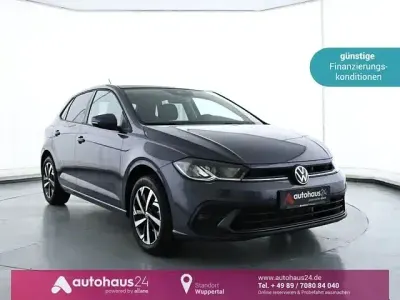 Gebraucht VW Polo Life 110 PS (80 kW) 2022 Grau Kleinwagen