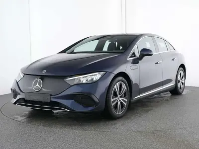 Gebraucht Mercedes EQE300 Advanced 180 kW (245 PS) 2025 Metalliclack sodalithblau Limousine