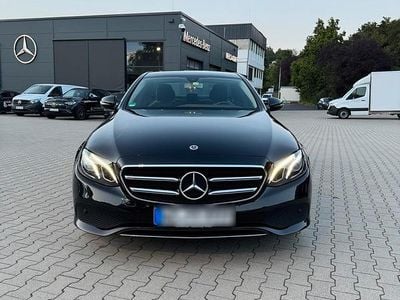 Mercedes E200