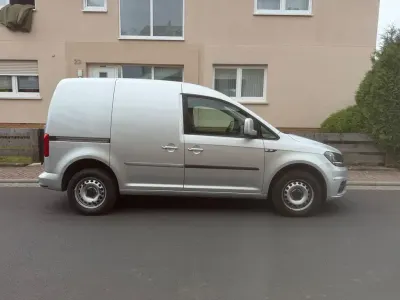 Gebraucht VW Caddy 110 PS (80 kW) 2019 Silber Van / Kleinbus