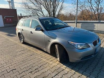 Gebraucht BMW 523 Basis 177 PS (130 kW) 2006 Grau Kombi