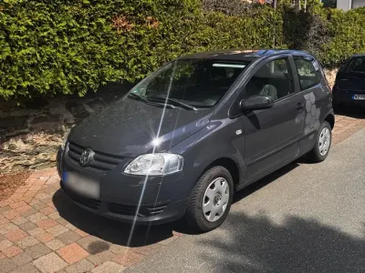 Gebraucht VW Fox 55 PS (40 kW) 2006 Grau Kleinwagen
