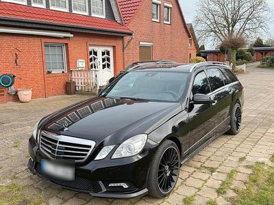Używany Mercedes E500 AMG 387 KM (284 kW) 2010 Czarny Kombi
