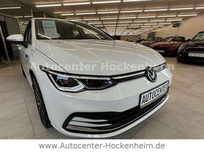 gebraucht VW Golf VIII Lim. Style / AHK/ ABST-Tempo /LED