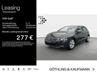 Gebraucht VW Golf VIII Style 131 PS (96 kW) 2024 Grau Limousine