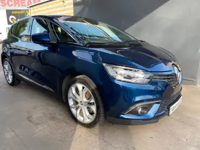 Gebraucht Renault Scenic E-Tech 116 PS (85 kW) 2018 Blau Van / Kleinbus