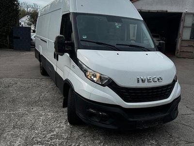 Usata Iveco Daily 2019 Bianco Monovolume