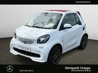 Begagnad Smart ForTwo Cabrio Brabus 90 HK (66 kW) 2019 Vit Cab