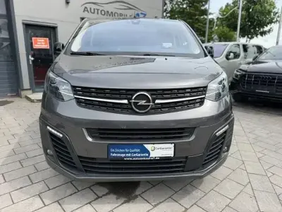 Gebraucht Mercedes V250 Edition 190 PS (139 kW) 2020 Weiß Van / Kleinbus