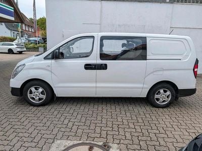 Hyundai H-1