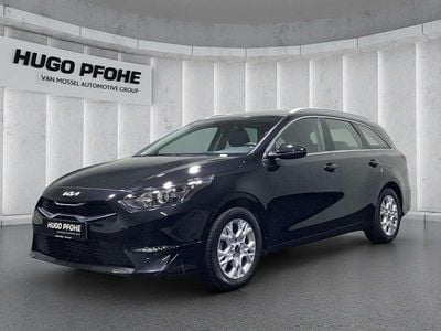 Gebraucht Kia Ceed 120 PS (88 kW) 2023 Schwarz Kleinwagen