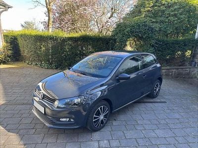 Gebraucht VW Polo Trendline 60 PS (44 kW) 2017 Grau Kleinwagen