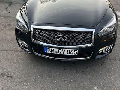 Gebraucht Infiniti Q70 Premium 170 PS (125 kW) 2016 Schwarz Limousine