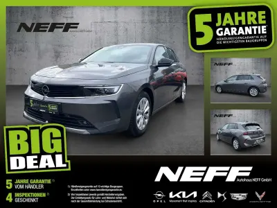 Gebraucht Opel Astra Elegance 131 PS (96 kW) 2023 Mondstein grau Kleinwagen
