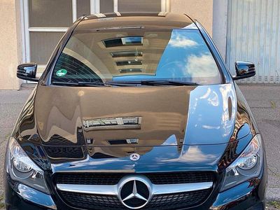 Mercedes CLA200