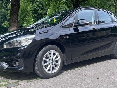 BMW 218