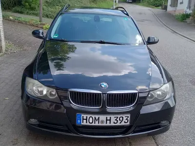 Gebraucht BMW 318 129 PS (94 kW) 2007 Schwarz Kombi