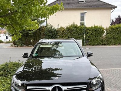 Mercedes GLC220