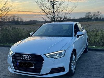 Gebraucht Audi A3 Sport 150 PS (110 kW) 2017 Weiß Limousine