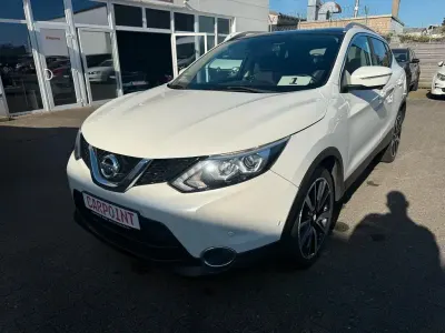 Usata Nissan Qashqai Tekna 131 CV (96 kW) 2014 Bianco SUV