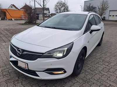 Weiß Gebraucht 2021 Opel Astra Kombi | 7.790 € (Guter Preis)