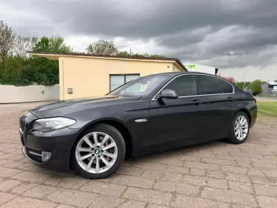 Gebraucht BMW 525 204 PS (150 kW) 2010 Grau Limousine
