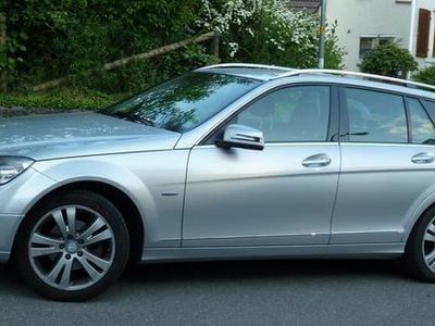 Gebraucht Mercedes C200 136 PS (100 kW) 2010 Silber metallic Kombi
