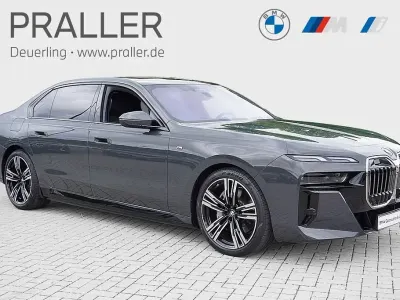 Gebraucht BMW i7 M Sport 400 kW (544 PS) 2024 Bmw individual dravitgrau Limousine