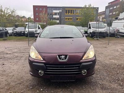 Usata Peugeot 307 CC Tendance 140 CV (102 kW) 2005 Farbe montechrist Cabrio
