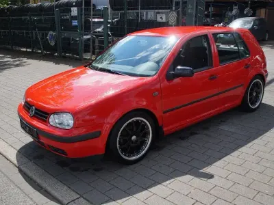 Gebraucht VW Golf III Comfortline 75 PS (55 kW) 1999 Rot Limousine