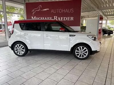 Usado Kia Soul 132 HP (97 kW) 2017 Branco SUV