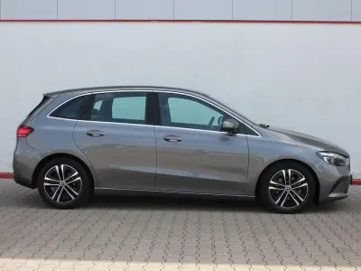 Gebraucht Mercedes B180 Progressive 116 PS (85 kW) 2025 Grau Kleinwagen