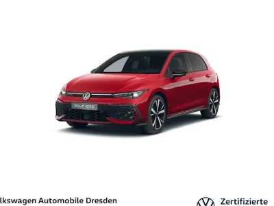 Gebraucht VW Golf VIII GTE 272 PS (200 kW) 2025 Kings red metallic/schwarz Limousine