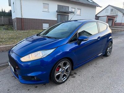 Gebraucht Ford Fiesta ST 182 PS (133 kW) 2013 Blau Kleinwagen