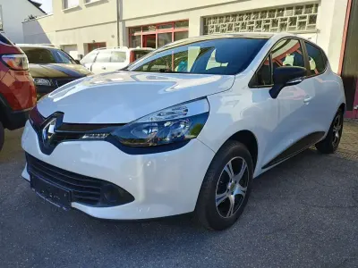 Gebraucht Renault Clio LIMITED 73 PS (53 kW) 2015 Other Kleinwagen