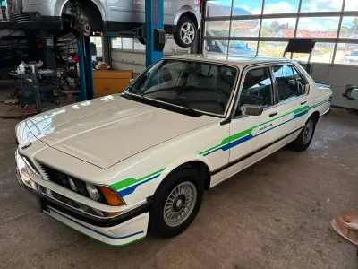Gebraucht BMW 728 Basis 196 PS (144 kW) 1981 Weiß Limousine