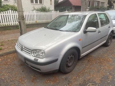 Gebraucht VW Golf III Comfortline 75 PS (55 kW) 1999 Silber Limousine